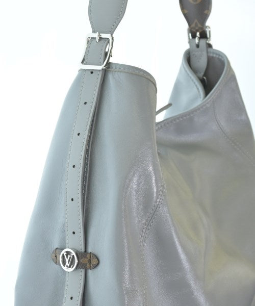 LOUIS VUITTON กระเป๋าสะพาย