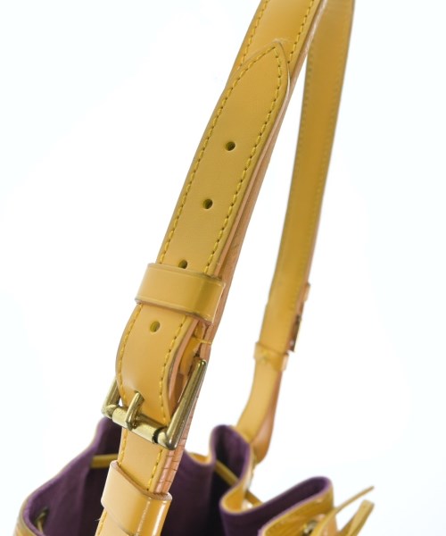 LOUIS VUITTON กระเป๋าสะพาย
