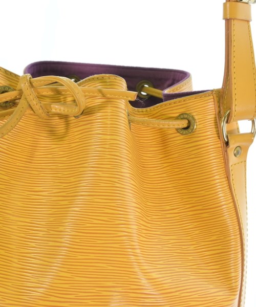 LOUIS VUITTON กระเป๋าสะพาย