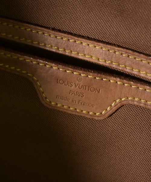 LOUIS VUITTON เป้สะพายหลัง