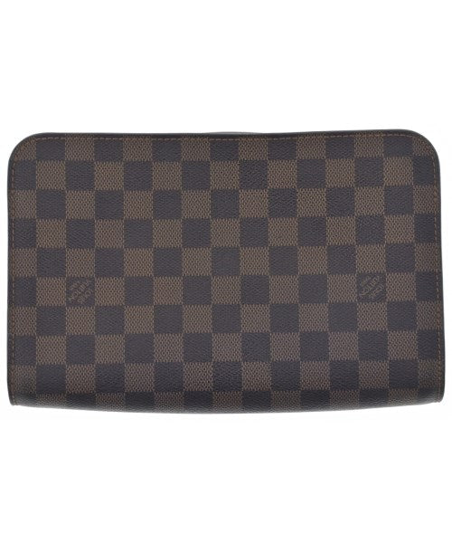 LOUIS VUITTON คลัตช์