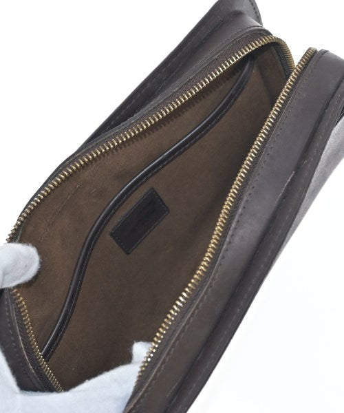 LOUIS VUITTON คลัตช์