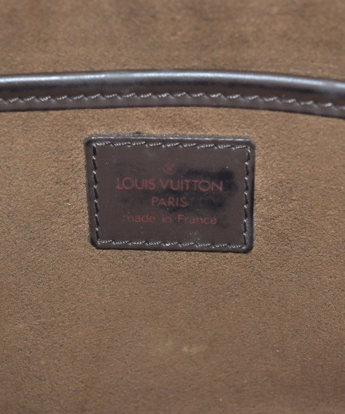 LOUIS VUITTON คลัตช์