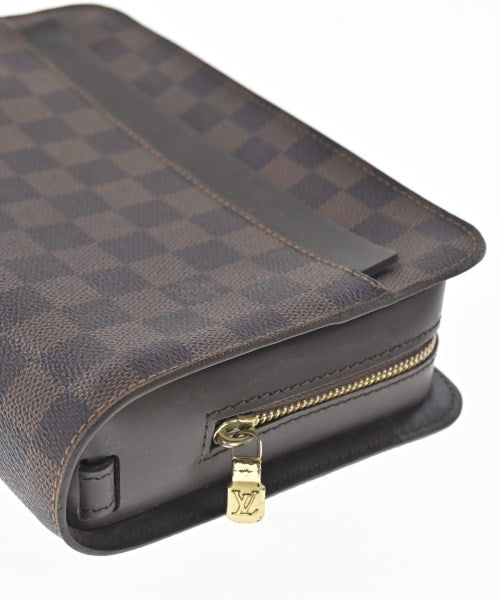 LOUIS VUITTON คลัตช์