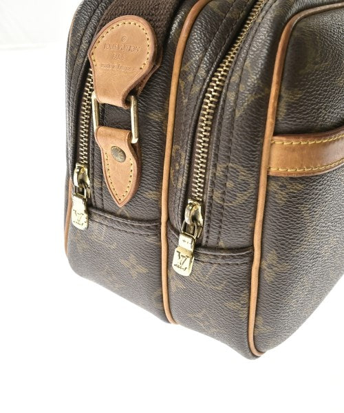 LOUIS VUITTON กระเป๋าสะพาย