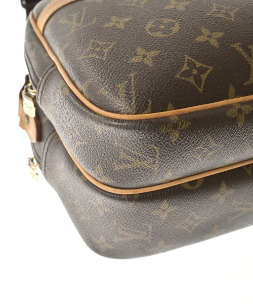 LOUIS VUITTON กระเป๋าสะพาย
