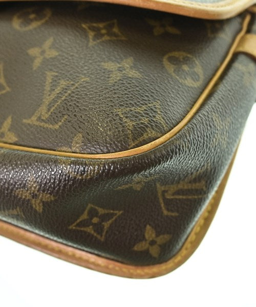 LOUIS VUITTON กระเป๋าสะพาย