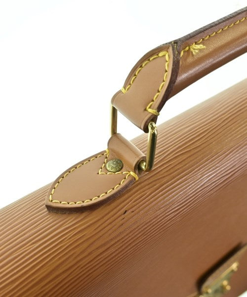 LOUIS VUITTON กระเป๋าธุรกิจ