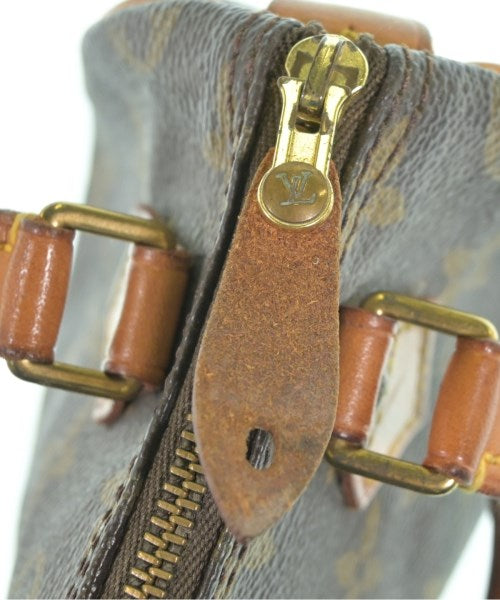 LOUIS VUITTON กระเป๋าใส่อุปกรณ์ขนาดใหญ่