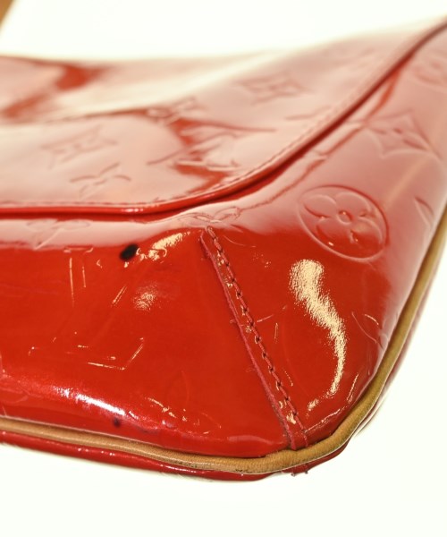 LOUIS VUITTON กระเป๋าสะพาย