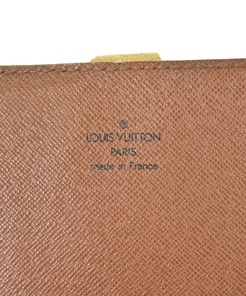 LOUIS VUITTON กระเป๋าสะพาย