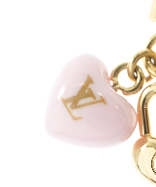 LOUIS VUITTON เครื่องประดับบนกระเป๋า