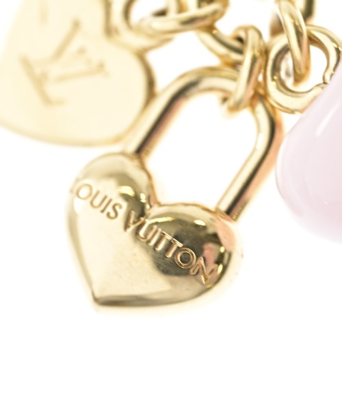 LOUIS VUITTON เครื่องประดับบนกระเป๋า