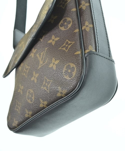 LOUIS VUITTON กระเป๋าสะพาย
