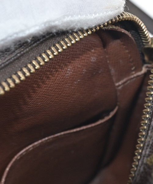 LOUIS VUITTON กระเป๋าสะพาย