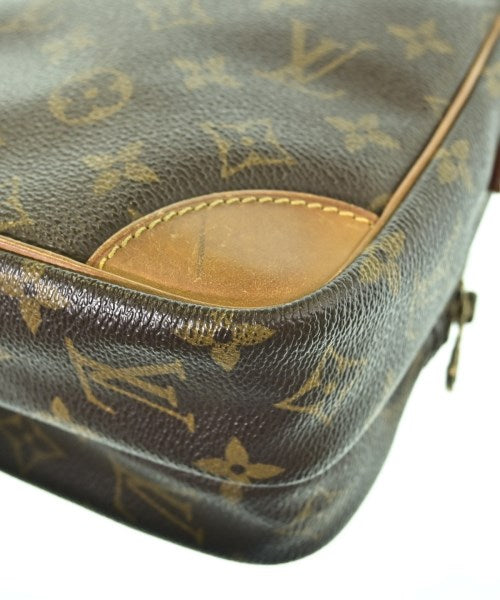 LOUIS VUITTON กระเป๋าสะพาย