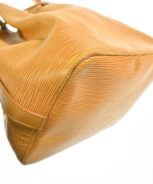 LOUIS VUITTON กระเป๋าสะพาย