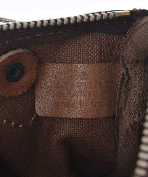 LOUIS VUITTON กระเป๋าใส่อุปกรณ์ขนาดใหญ่