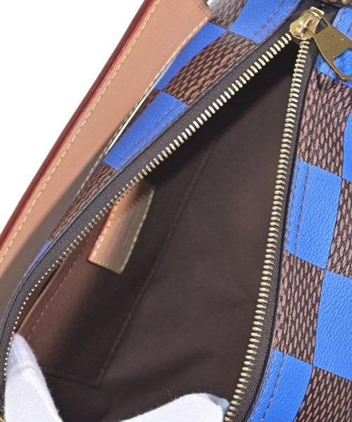 LOUIS VUITTON กระเป๋าสะพาย