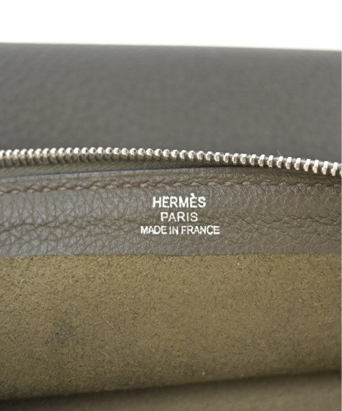 HERMES คลัตช์
