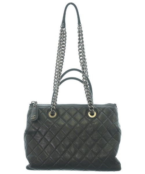CHANEL กระเป๋าถือขนาดใหญ่