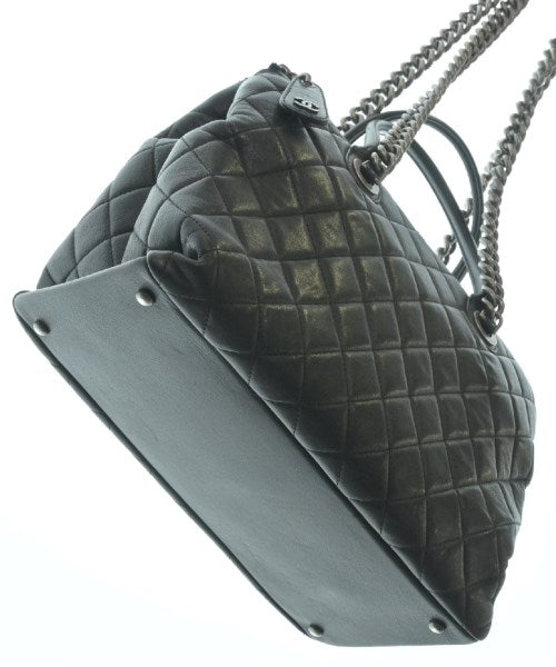 CHANEL กระเป๋าถือขนาดใหญ่