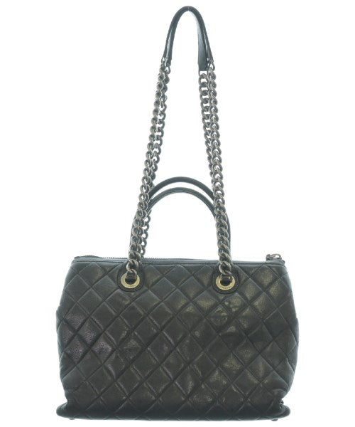 CHANEL กระเป๋าถือขนาดใหญ่