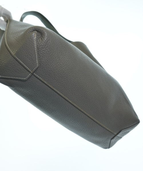 HERMES กระเป๋าถือขนาดใหญ่