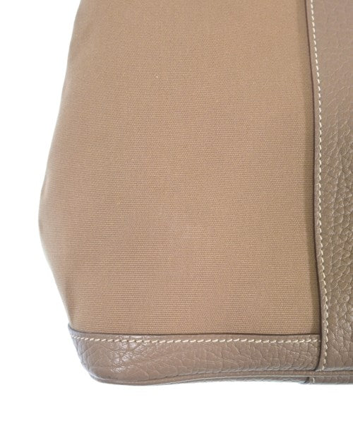 HERMES กระเป๋าถือขนาดใหญ่