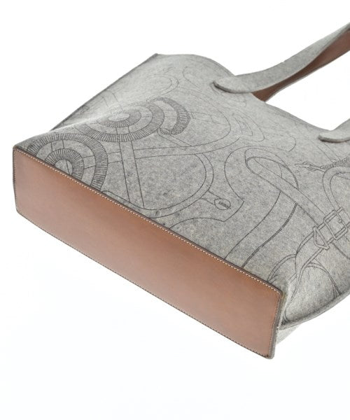 HERMES กระเป๋าถือขนาดใหญ่