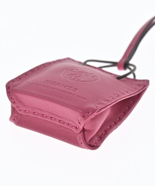 HERMES เครื่องประดับบนกระเป๋า