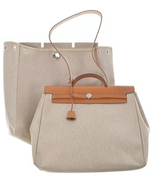 HERMES กระเป๋าถือ