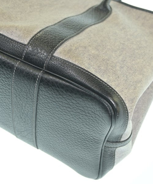 HERMES กระเป๋าถือขนาดใหญ่