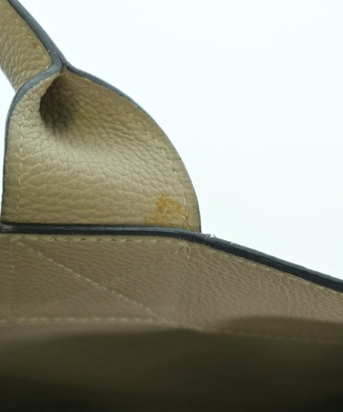 HERMES กระเป๋าถือขนาดใหญ่