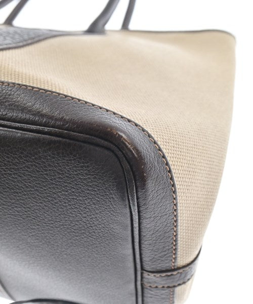 HERMES กระเป๋าถือ