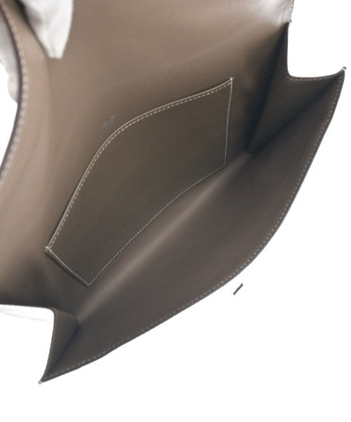 HERMES คลัตช์