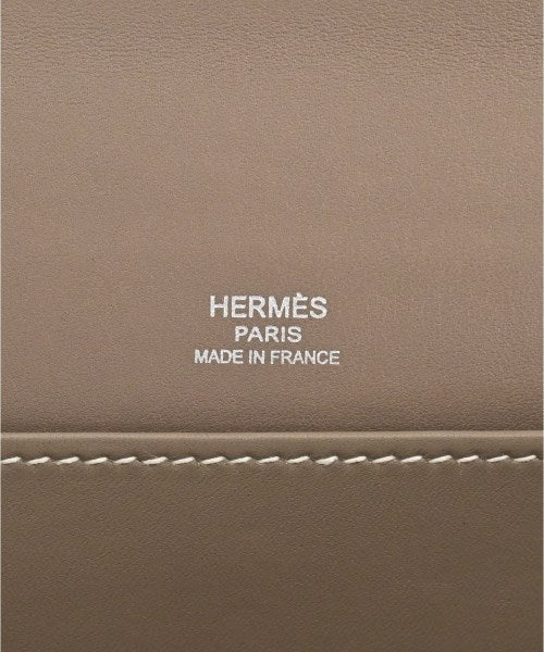 HERMES คลัตช์