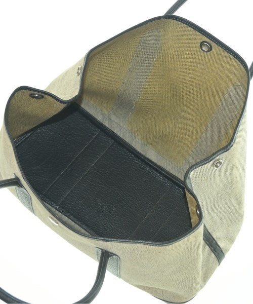 HERMES กระเป๋าถือ