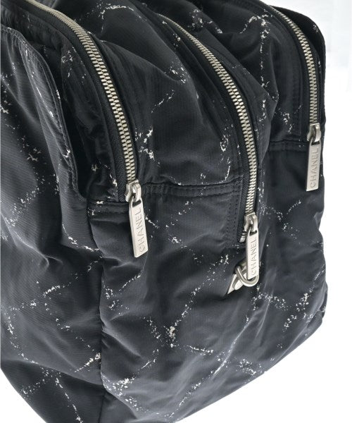 CHANEL กระเป๋าใส่อุปกรณ์ขนาดใหญ่