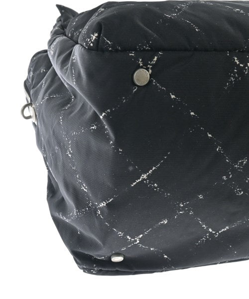 CHANEL กระเป๋าใส่อุปกรณ์ขนาดใหญ่