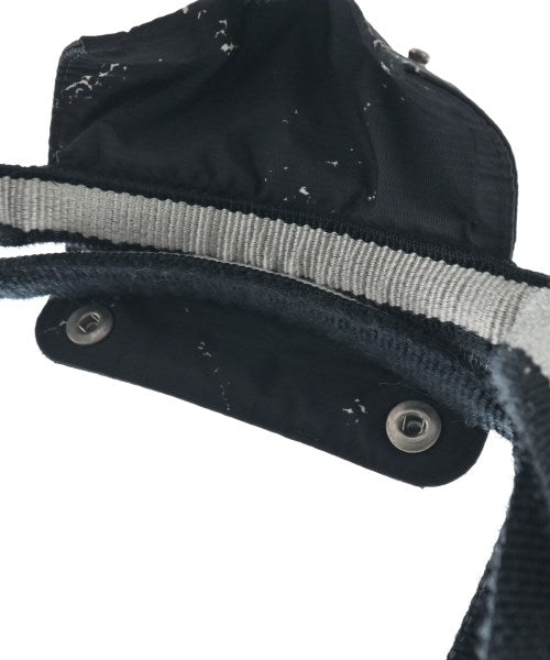 CHANEL กระเป๋าใส่อุปกรณ์ขนาดใหญ่