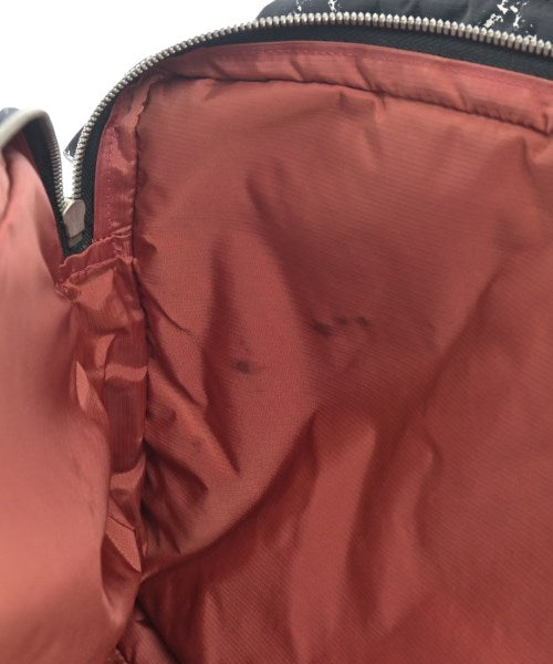 CHANEL กระเป๋าใส่อุปกรณ์ขนาดใหญ่