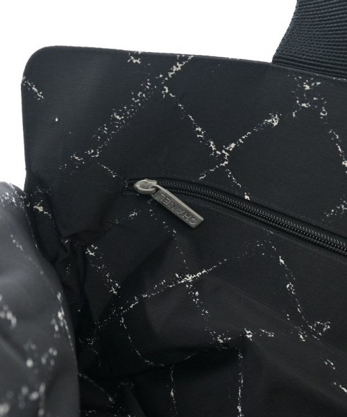 CHANEL กระเป๋าใส่อุปกรณ์ขนาดใหญ่