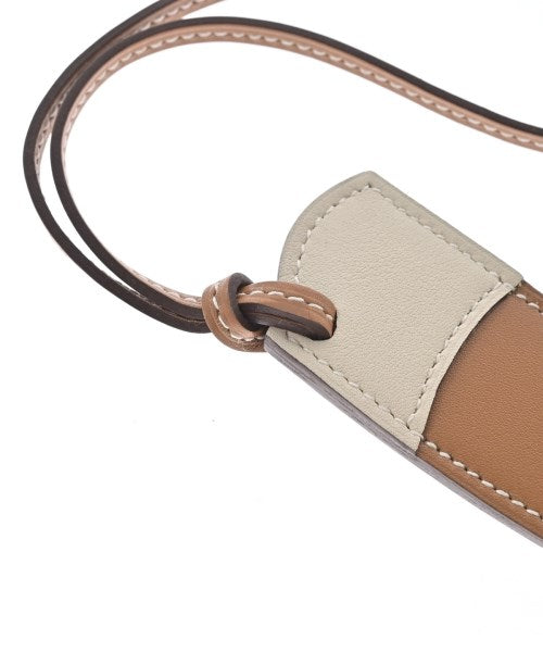 HERMES เครื่องประดับบนกระเป๋า