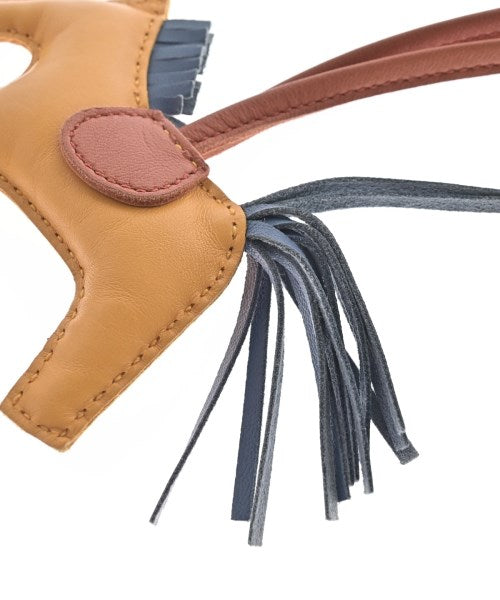 HERMES เครื่องประดับบนกระเป๋า