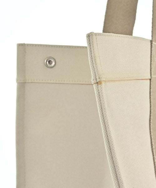 HERMES กระเป๋าถือขนาดใหญ่