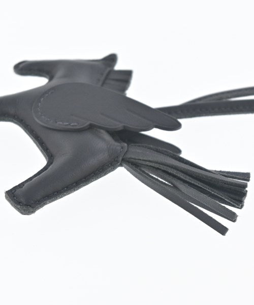 HERMES เครื่องประดับบนกระเป๋า