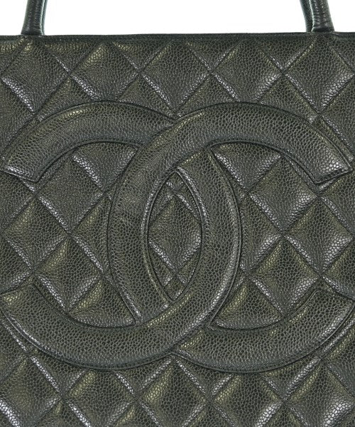 CHANEL กระเป๋าถือ