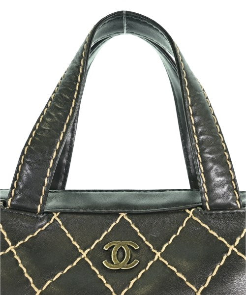 CHANEL กระเป๋าถือ