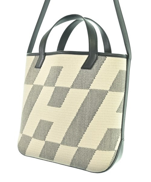 HERMES กระเป๋าถือขนาดใหญ่